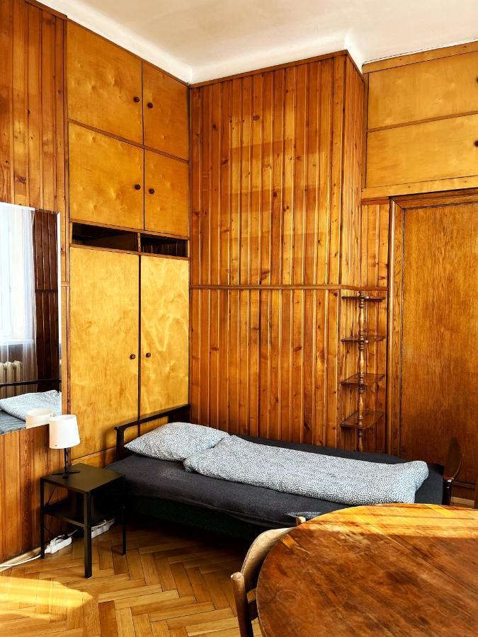 Studio Retro Next To The Market Square In Krakow Apartamento Exterior foto
